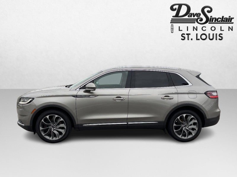 2023 Lincoln Nautilus Reserve FWD