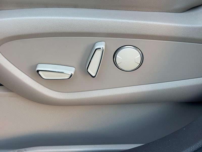 2022 Lincoln Nautilus Reserve AWD