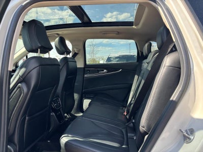 2022 Lincoln Nautilus Reserve AWD