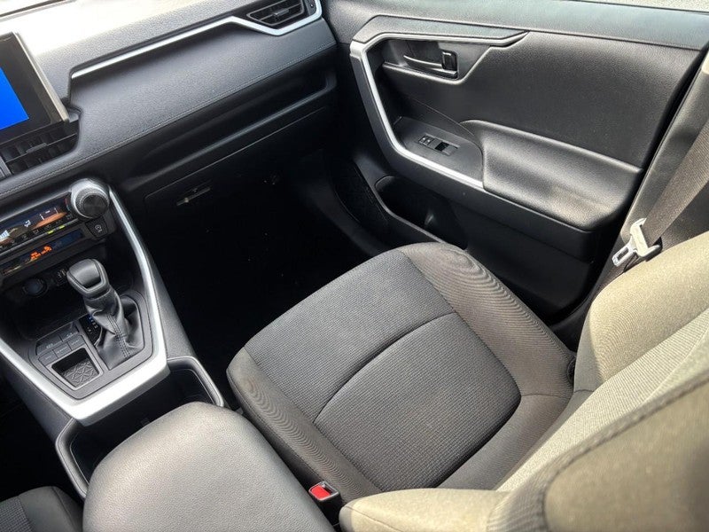 2025 Toyota RAV4 LE FWD (Natl)