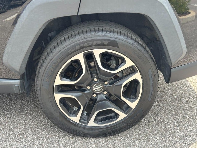 2019 Toyota RAV4 Adventure AWD (Natl)