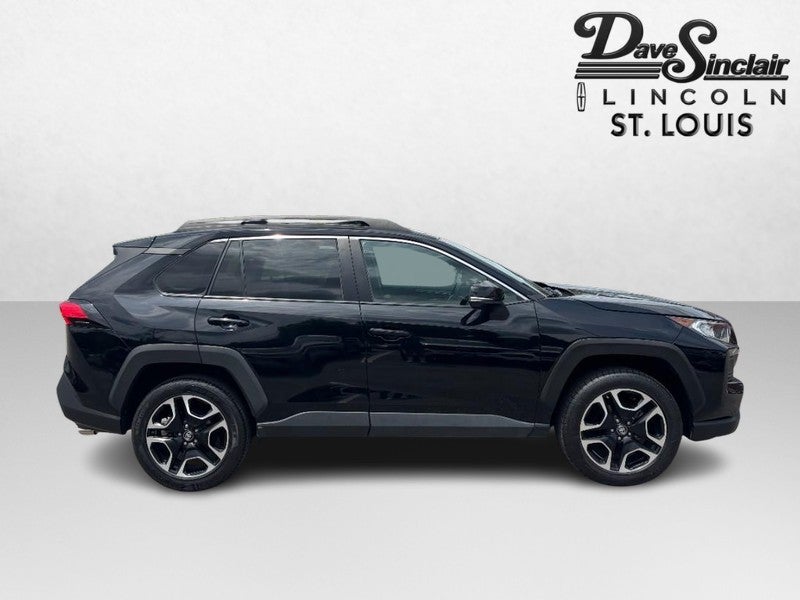 2019 Toyota RAV4 Adventure AWD (Natl)