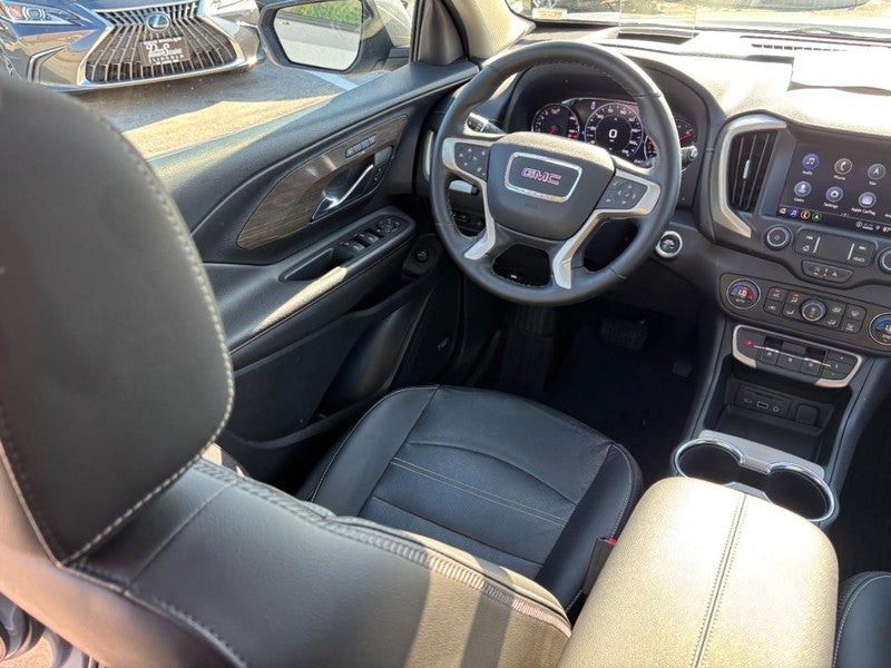 2023 GMC Terrain AWD 4dr Denali