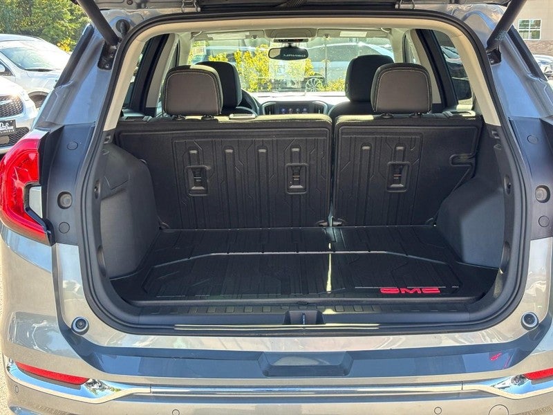 2023 GMC Terrain AWD 4dr Denali