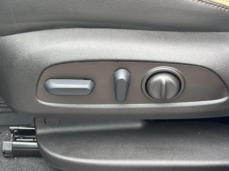 2022 Chevrolet Equinox AWD 4dr Premier