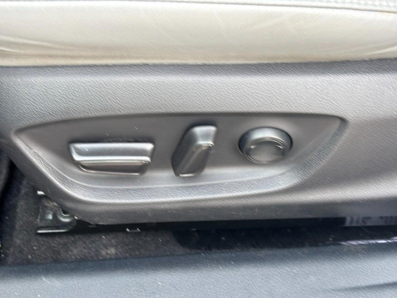 2020 Toyota Avalon Hybrid XLE (Natl)