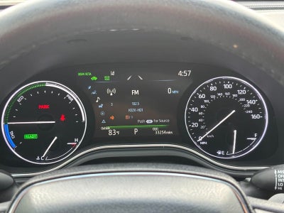 2020 Toyota Avalon Hybrid XLE (Natl)