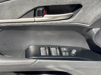 2025 Toyota Camry XLE (Natl)
