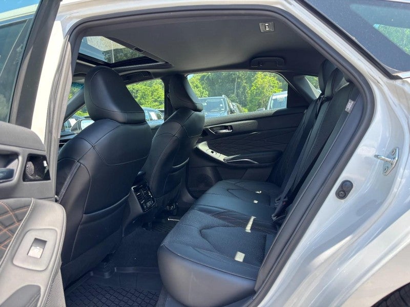 2022 Toyota Avalon Limited FWD (Natl)
