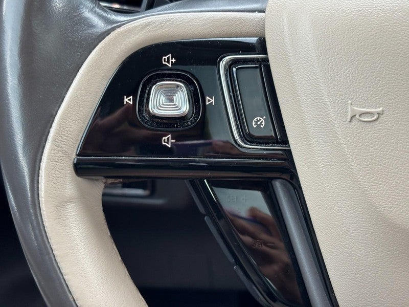 2022 Lincoln Corsair Standard FWD