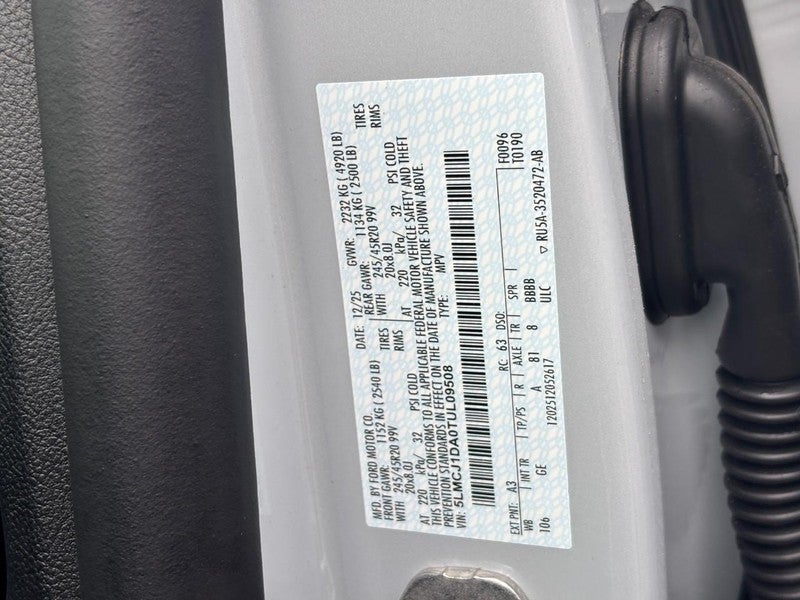 2026 Lincoln Corsair Premiere AWD