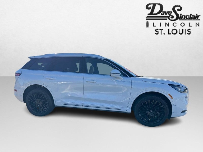 2022 Lincoln Corsair Reserve FWD