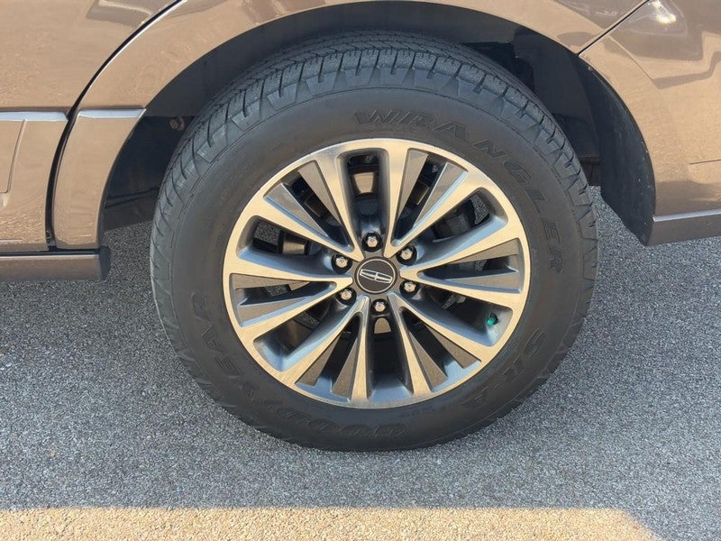 2016 Lincoln Navigator 4WD 4dr Select
