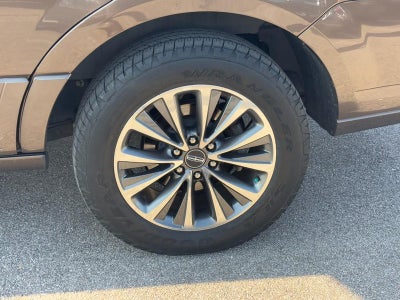 2016 Lincoln Navigator 4WD 4dr Select