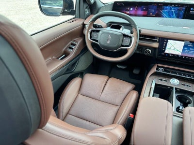 2027 Lincoln Navigator Reserve 4x4