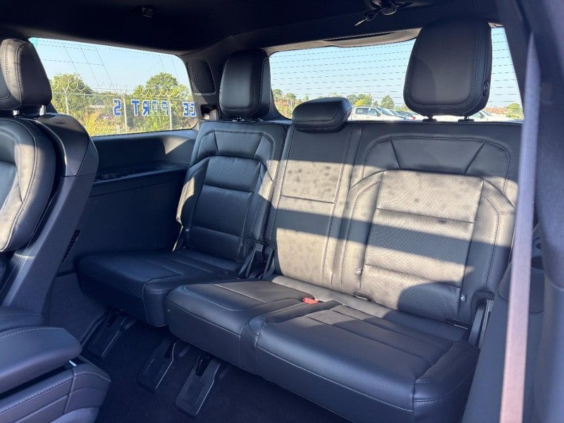 2027 Lincoln Navigator Reserve 4x4