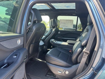 2027 Lincoln Navigator Reserve 4x4