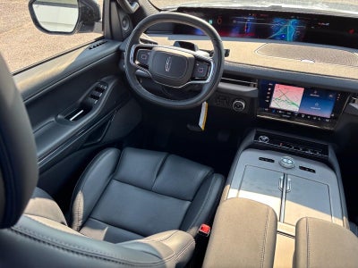 2027 Lincoln Navigator Reserve 4x4