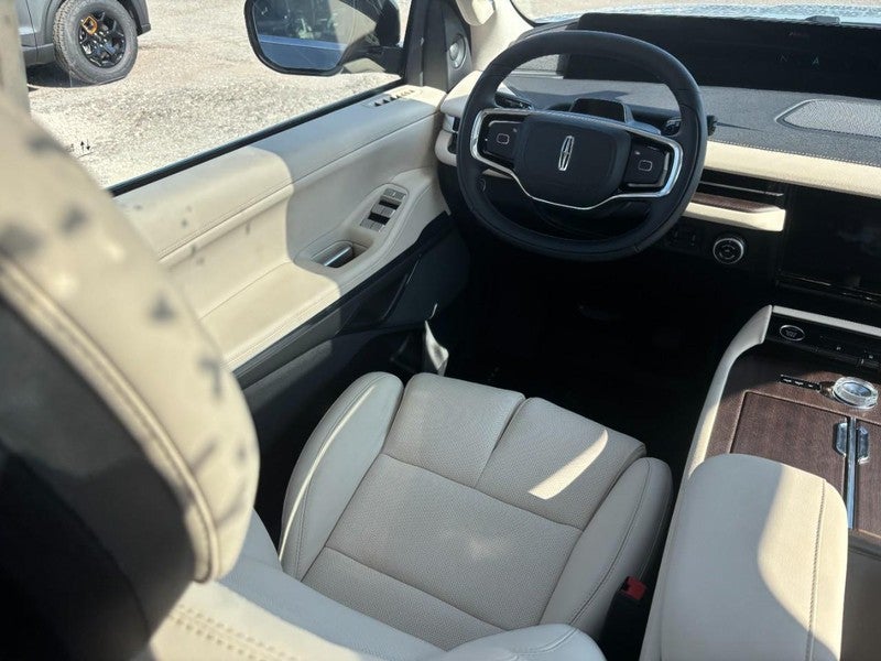 2027 Lincoln Navigator Reserve 4x4
