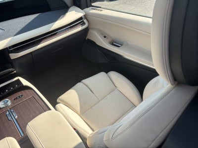 2027 Lincoln Navigator Reserve 4x4