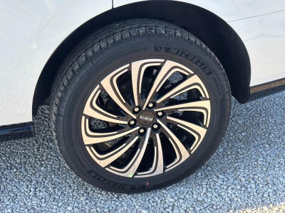 2027 Lincoln Navigator Black Label 4x4