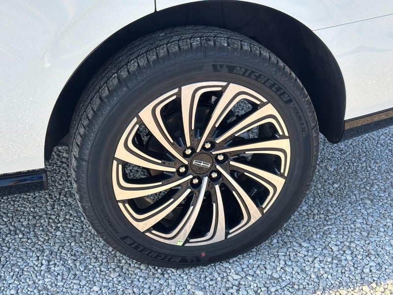 2027 Lincoln Navigator Black Label 4x4