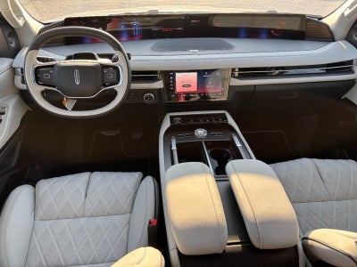 2027 Lincoln Navigator Black Label 4x4