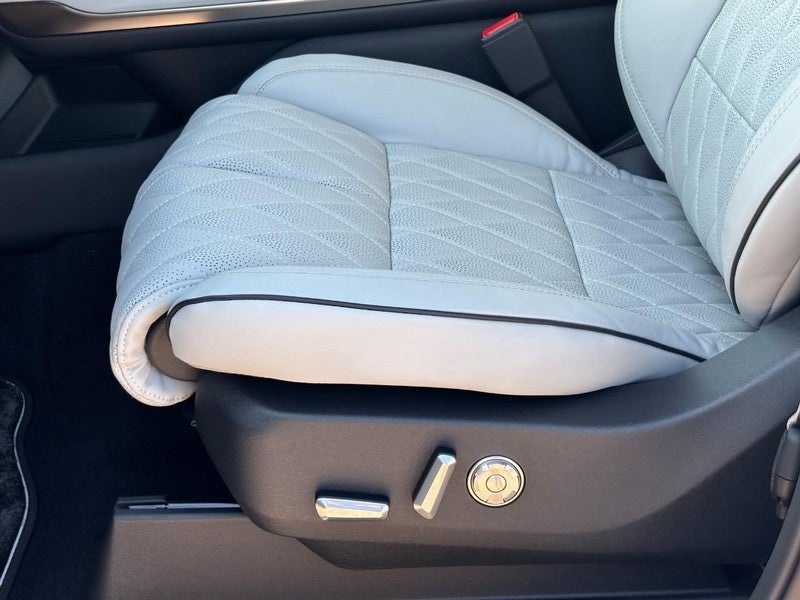 2027 Lincoln Navigator Black Label 4x4