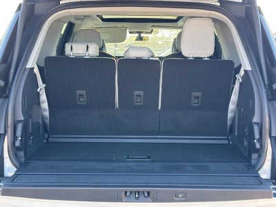 2027 Lincoln Navigator Black Label 4x4