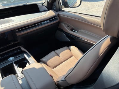 2027 Lincoln Navigator Black Label 4x4