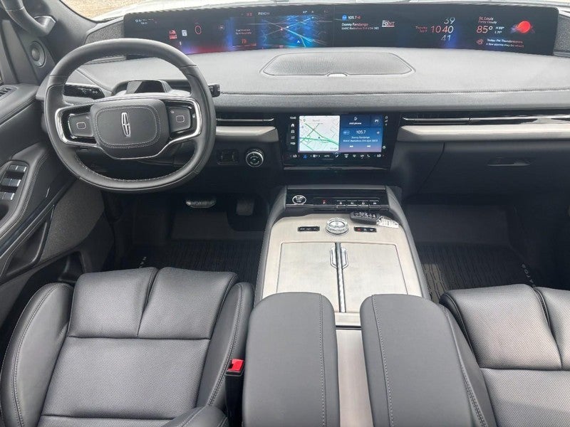 2027 Lincoln Navigator L Reserve 4x4