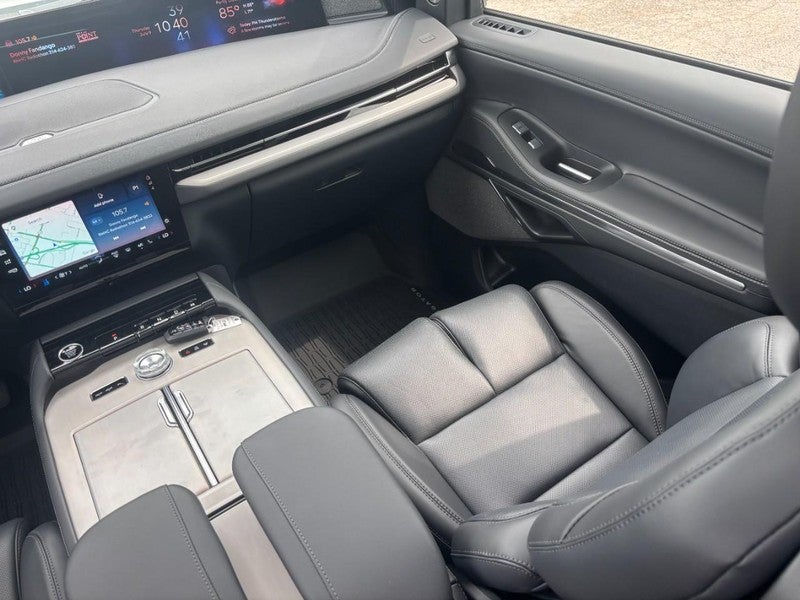 2027 Lincoln Navigator L Reserve 4x4