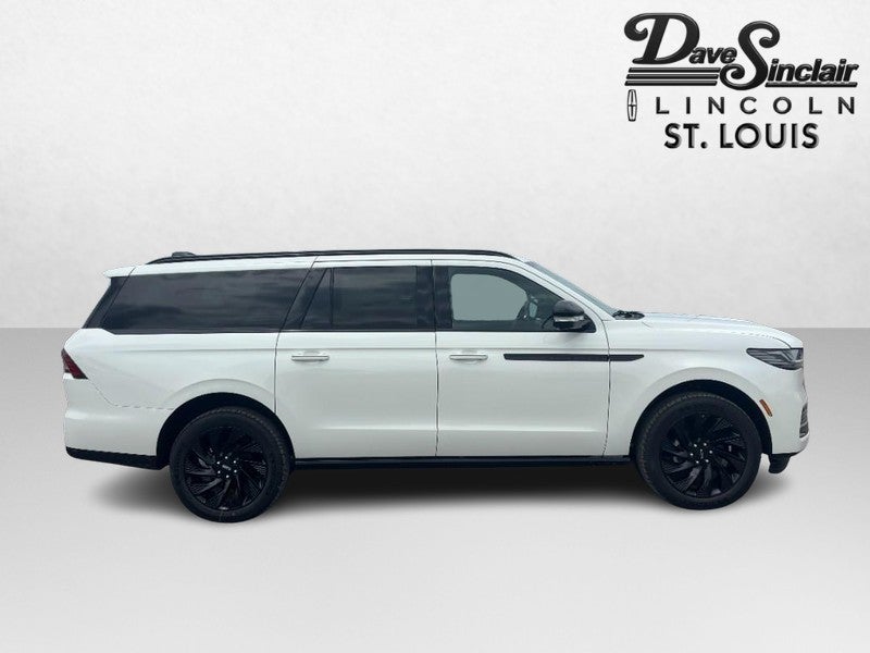 2027 Lincoln Navigator L Reserve 4x4