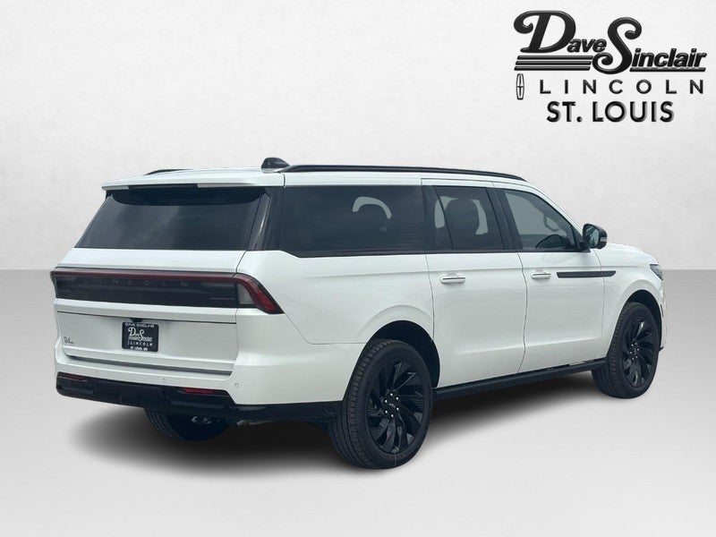 2027 Lincoln Navigator L Reserve 4x4