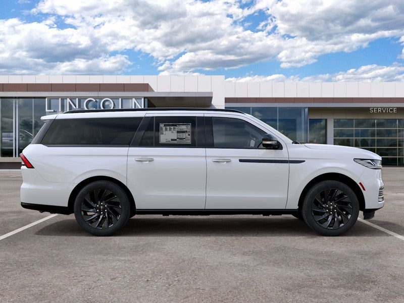 2027 Lincoln Navigator L Reserve 4x4