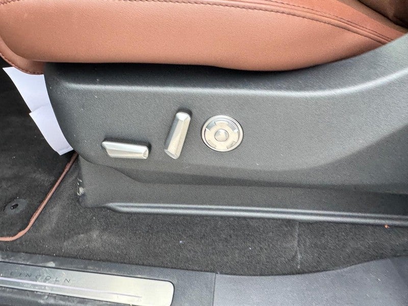 2025 Lincoln Navigator L Reserve 4x4