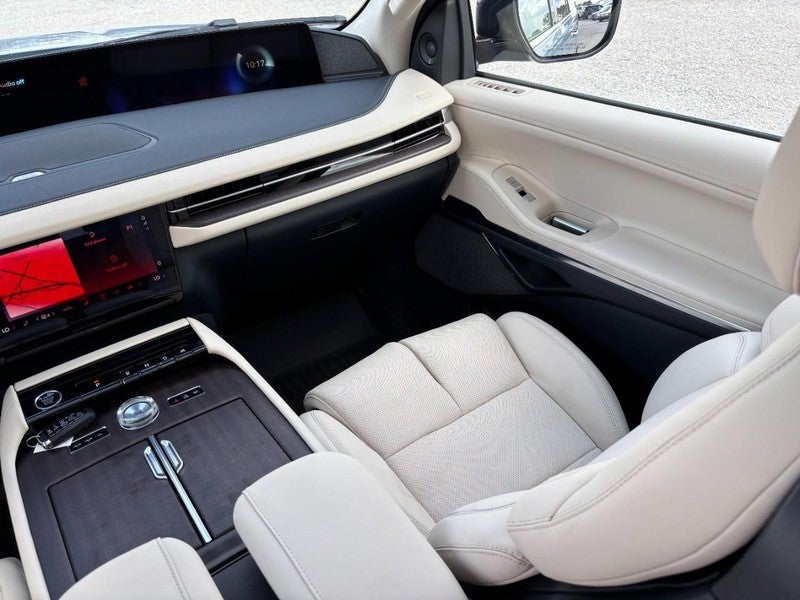 2027 Lincoln Navigator L Reserve 4x4