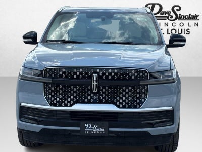 2027 Lincoln Navigator L Reserve 4x4