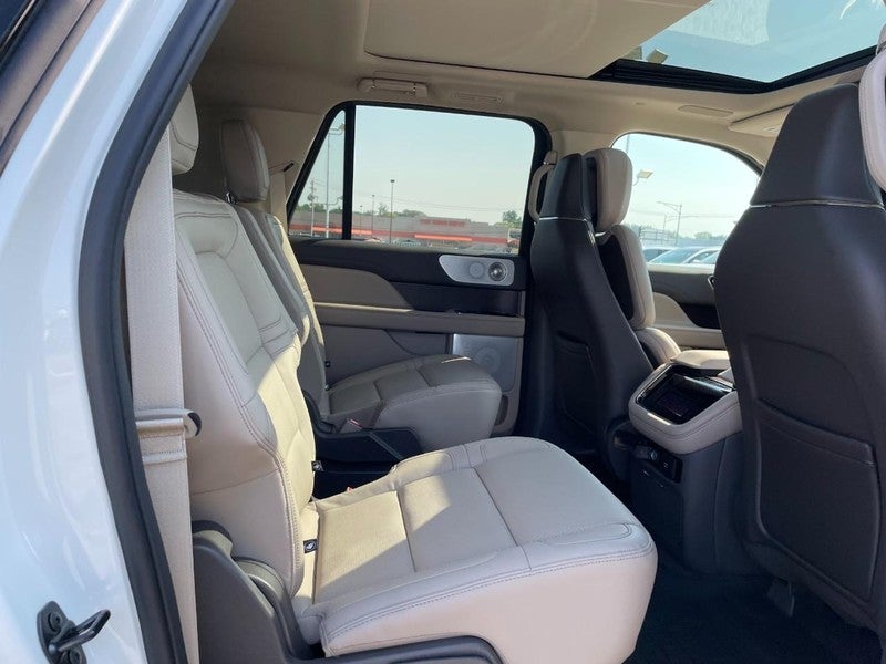 2023 Lincoln Navigator L Reserve 4x4
