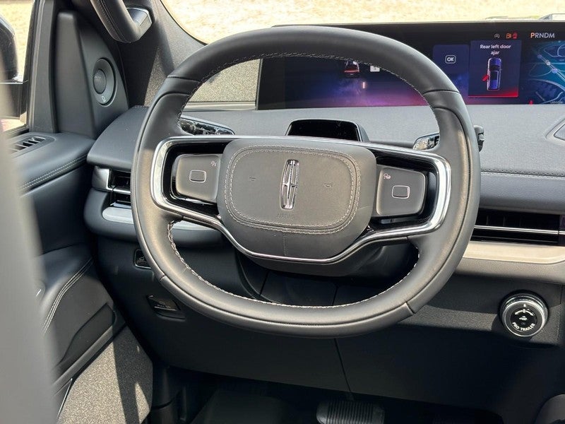 2027 Lincoln Navigator L Reserve 4x4