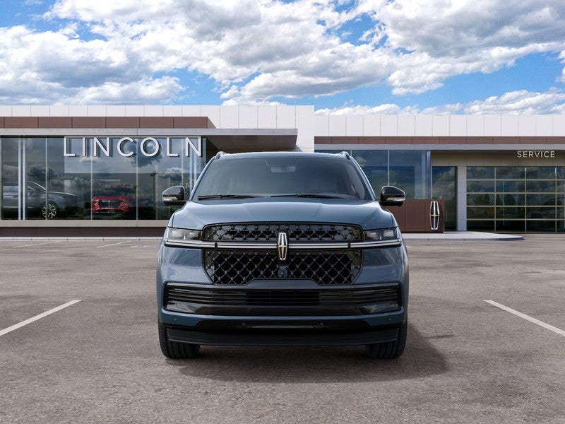 2027 Lincoln Navigator L Reserve 4x4