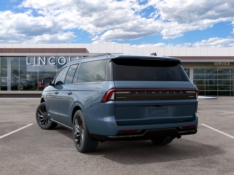 2027 Lincoln Navigator L Reserve 4x4