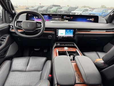 2025 Lincoln Navigator L Black Label 4x4