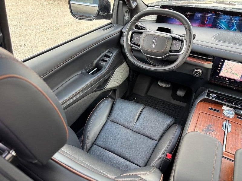2027 Lincoln Navigator L Black Label 4x4