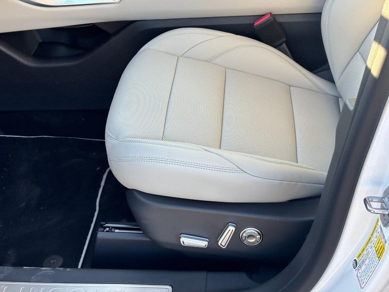 2026 Lincoln Nautilus Premiere AWD