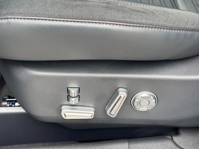 2025 Lincoln Nautilus Reserve AWD