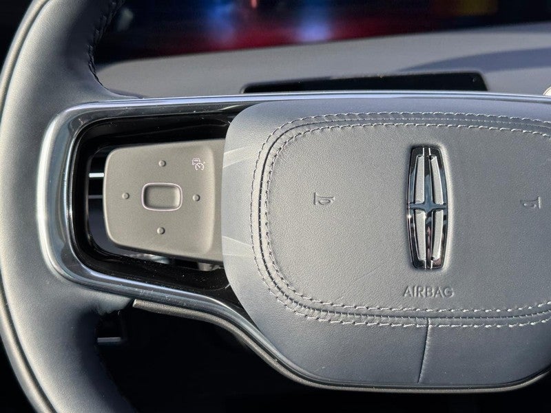 2025 Lincoln Nautilus Reserve AWD