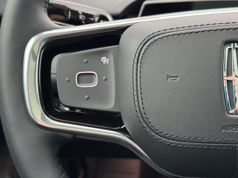 2026 Lincoln Nautilus Reserve AWD