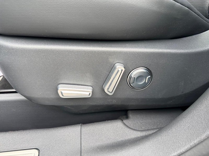 2025 Lincoln Nautilus Reserve AWD