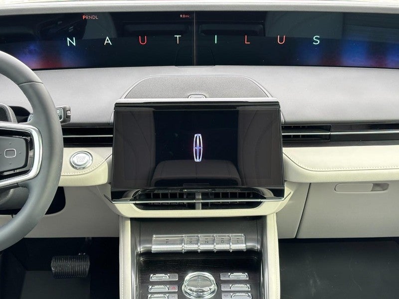 2026 Lincoln Nautilus Reserve AWD